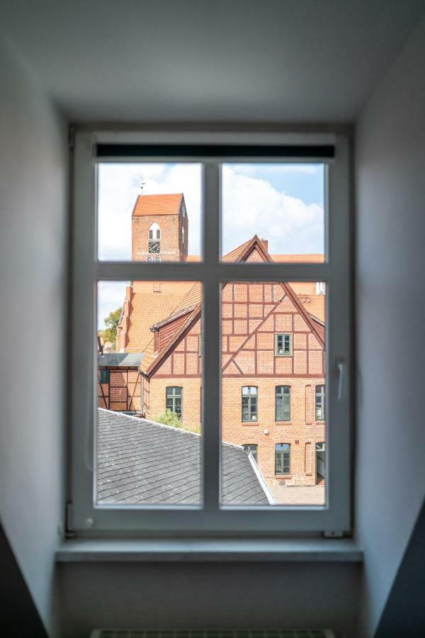 Hotel Stadtkrug Parchim Exteriör bild